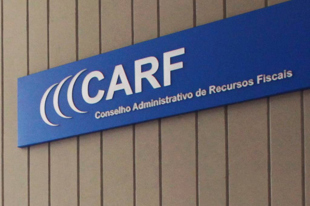  Ministério da Fazenda eleva piso de recurso obrigatório para o Carf